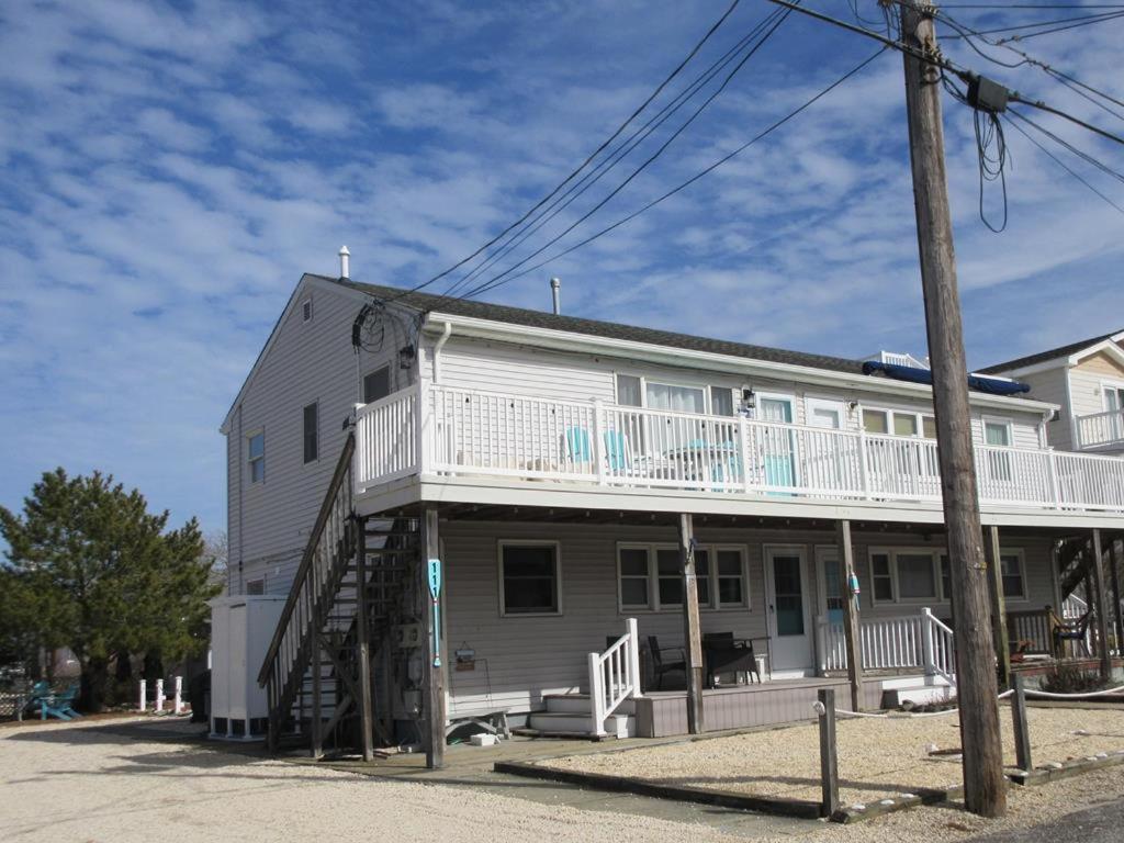 2 Bedroom Condo Totally Renovated On Ocean Block In Ship Bottom エクステリア 写真